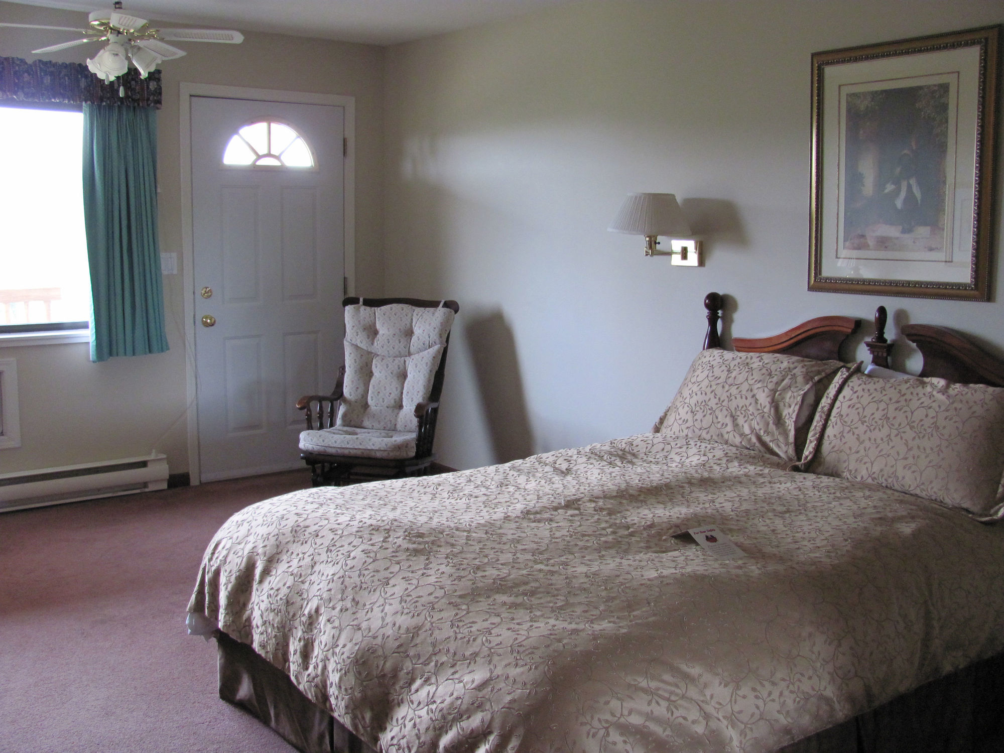 Spruce Hill Resort & Spa 108 Mile Ranch Exterior foto